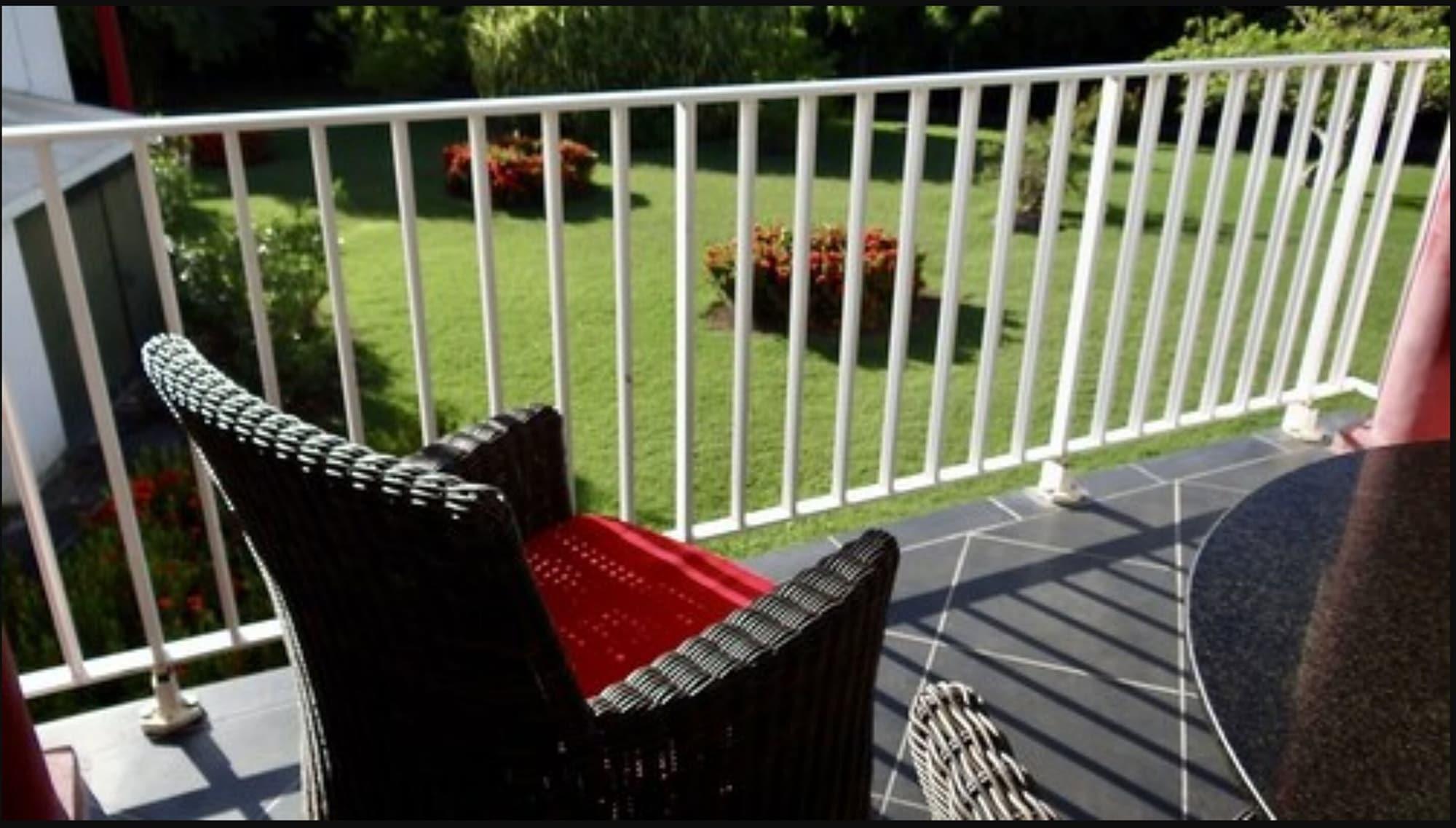 Residence Le Vallon Guadeloupe Parc Piscine Appartements & Studios & Services Hoteliers A La Carte Saint-Francois  Exterior photo