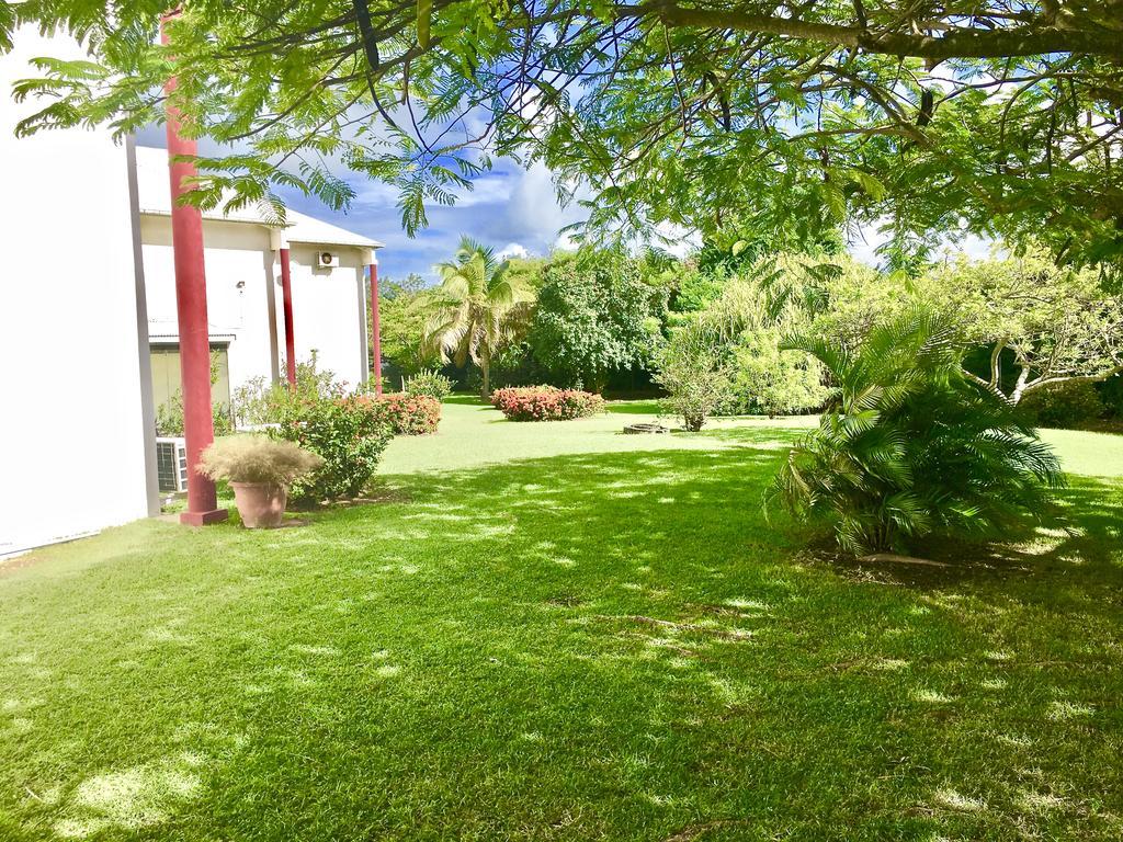 Residence Le Vallon Guadeloupe Parc Piscine Appartements & Studios & Services Hoteliers A La Carte Saint-Francois  Exterior photo